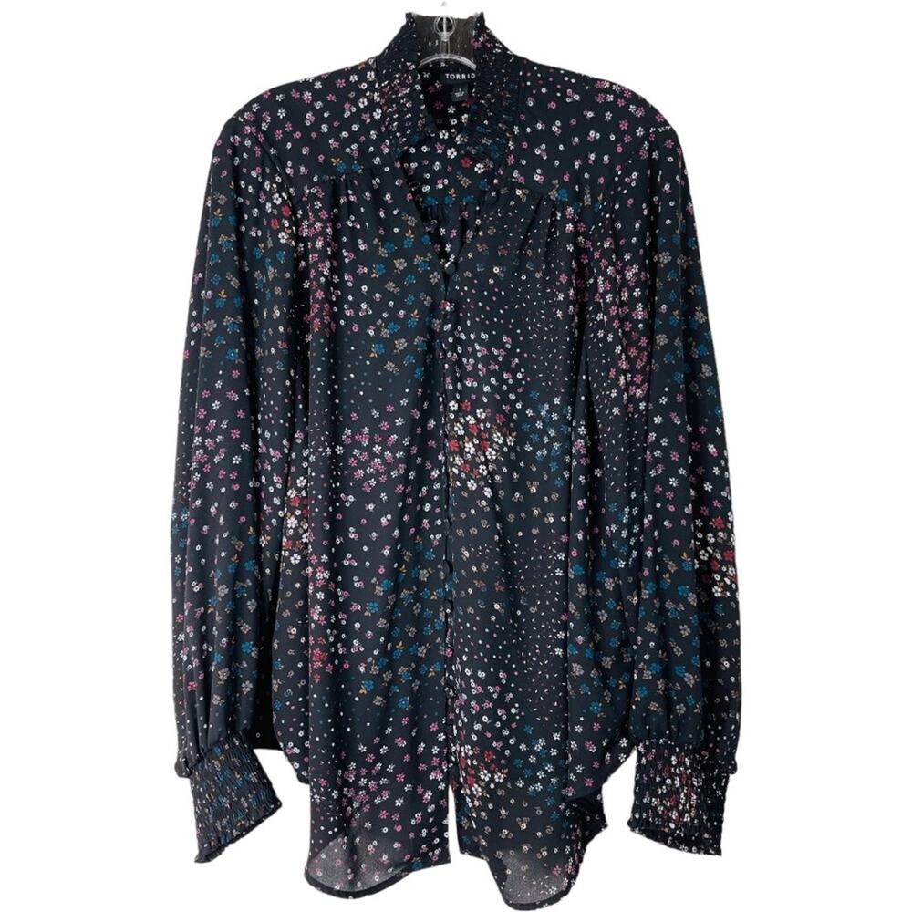 Torrid black white pink floral lightweight ruffle preppy office top 1X